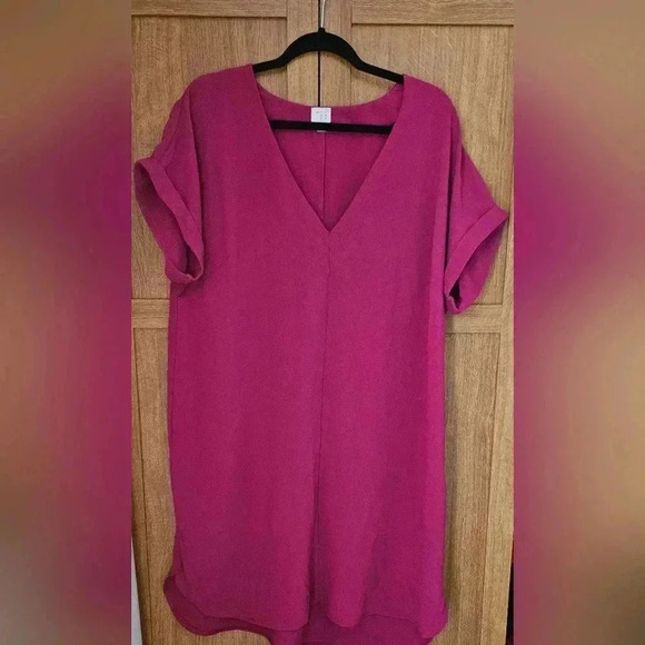 A New Day Hi-Low V-neck Short Cuff Sleeves Shift Dress Plus Size (XXL) - Picture 2 of 5